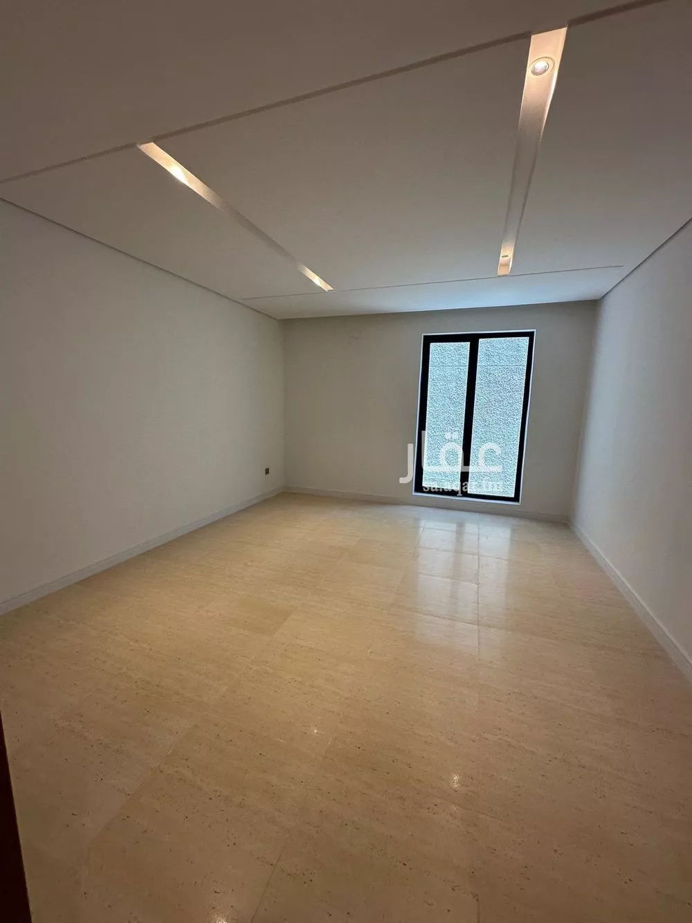 فيلا 5 غرف في العارض 3