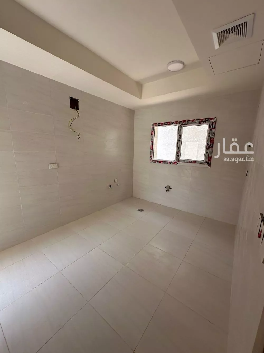 فيلا 5 غرف في العارض 4