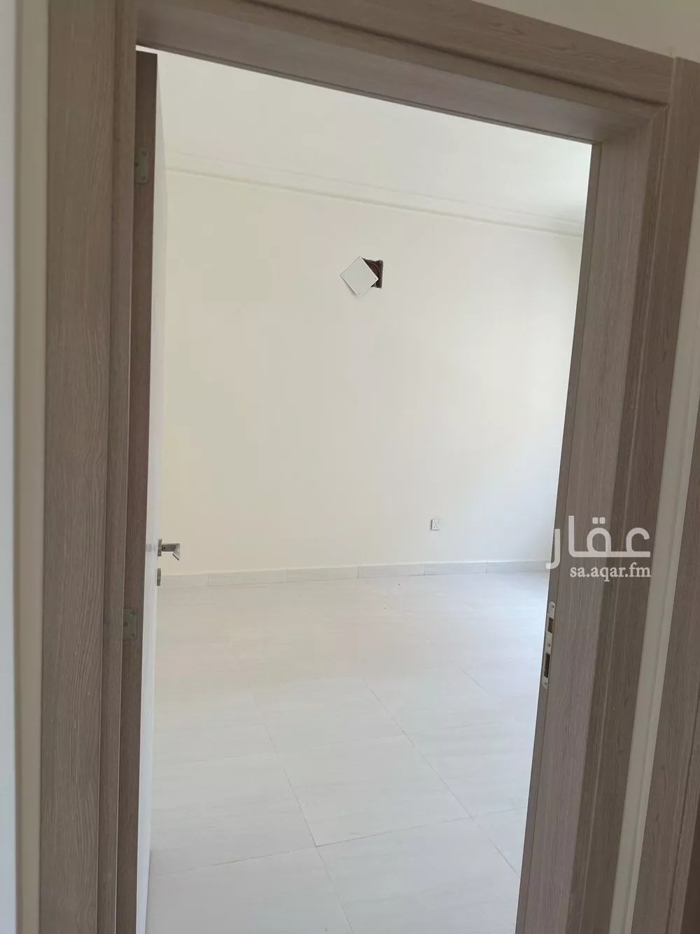 فيلا 5 غرف في العارض 2