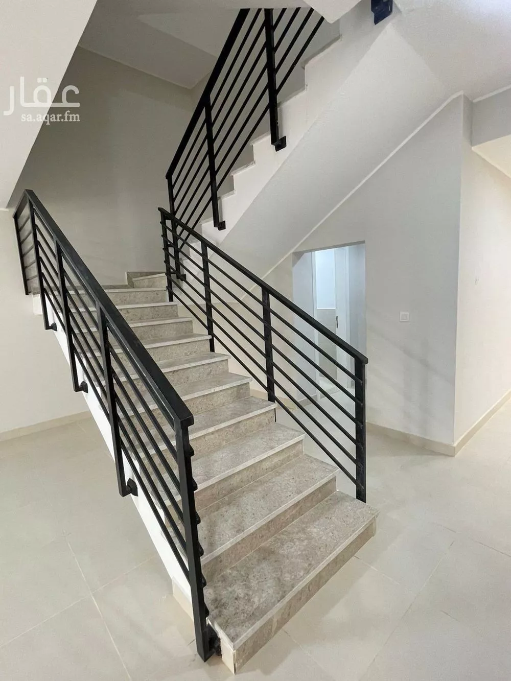 فيلا 5 غرف في الرياض 3