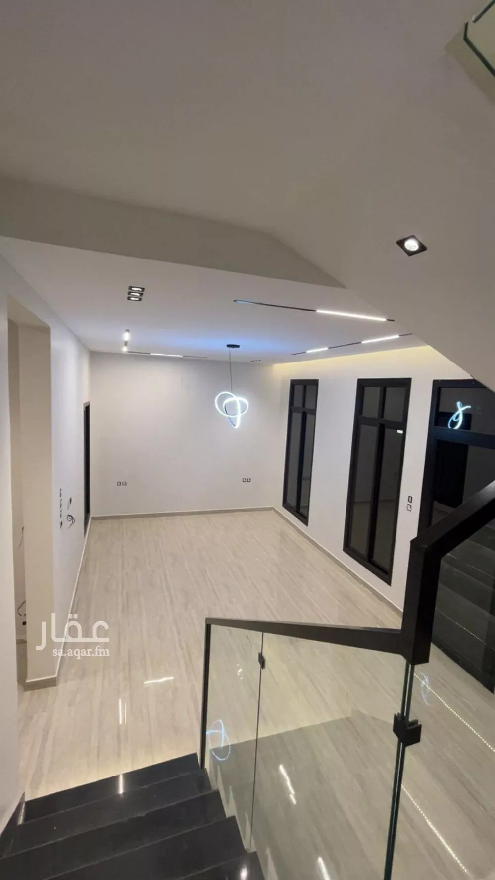 5 bedroom villa in Al Rimal 5