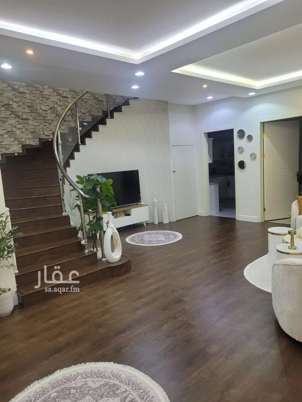 فيلا 5 غرف في بدر 5