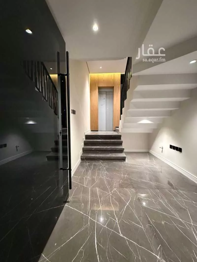 2 bedroom floor in Al Olaya 4