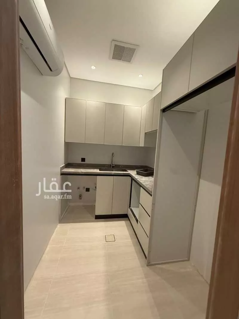 شقة 1 غرف في العليا 4