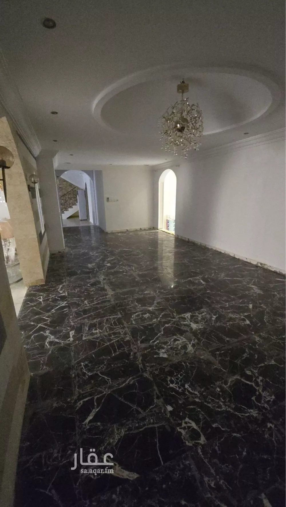 فيلا 8 غرف في المروة 3