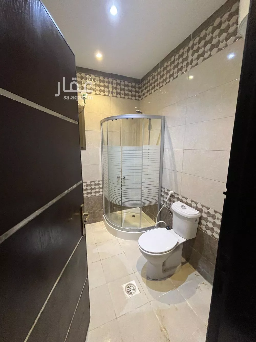 شقة 4 غرف في الريان 3