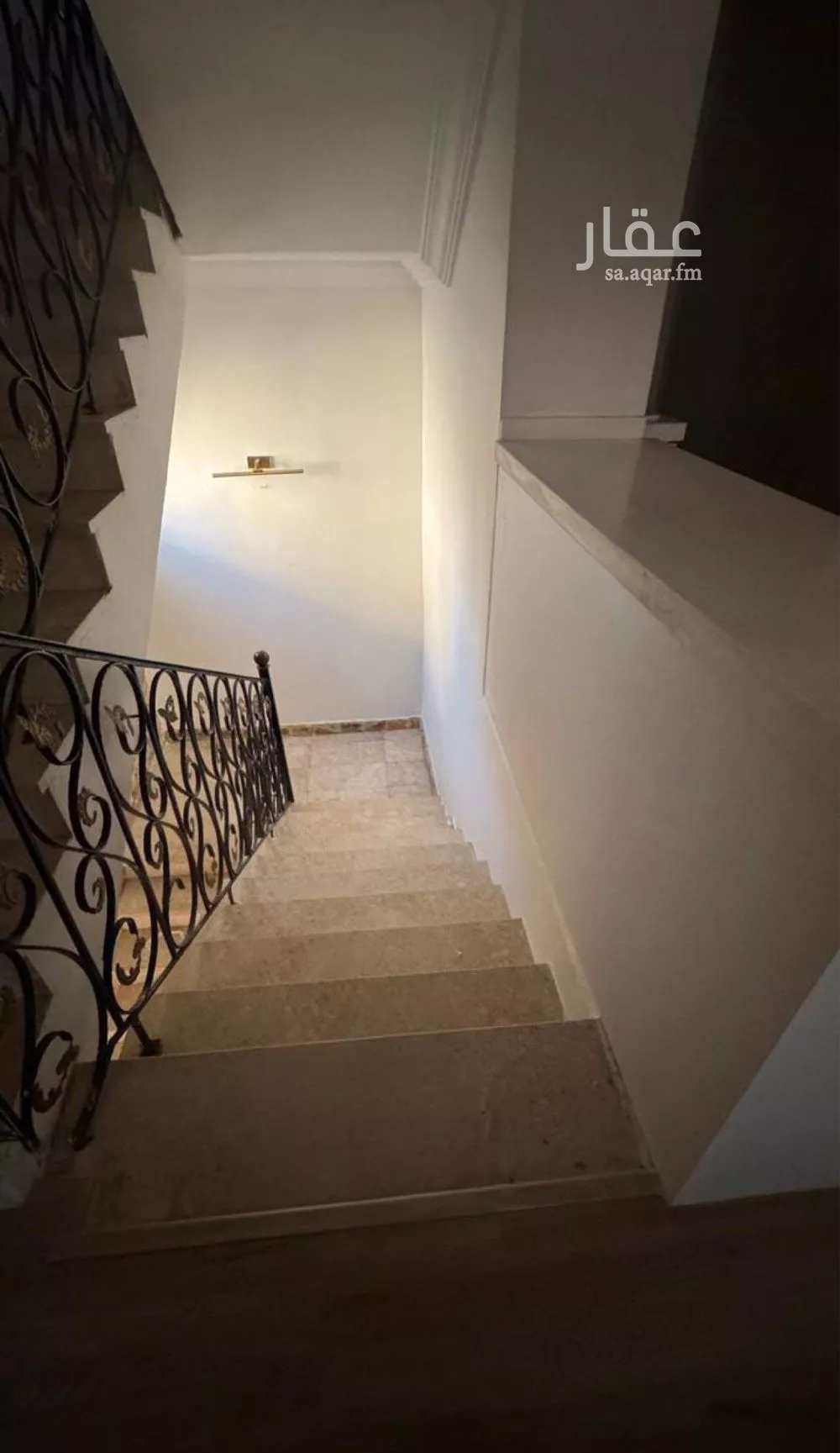 فيلا 8 غرف في المروة 5