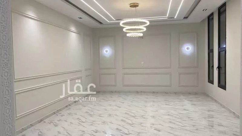 فيلا 6 غرف في الشراع 5