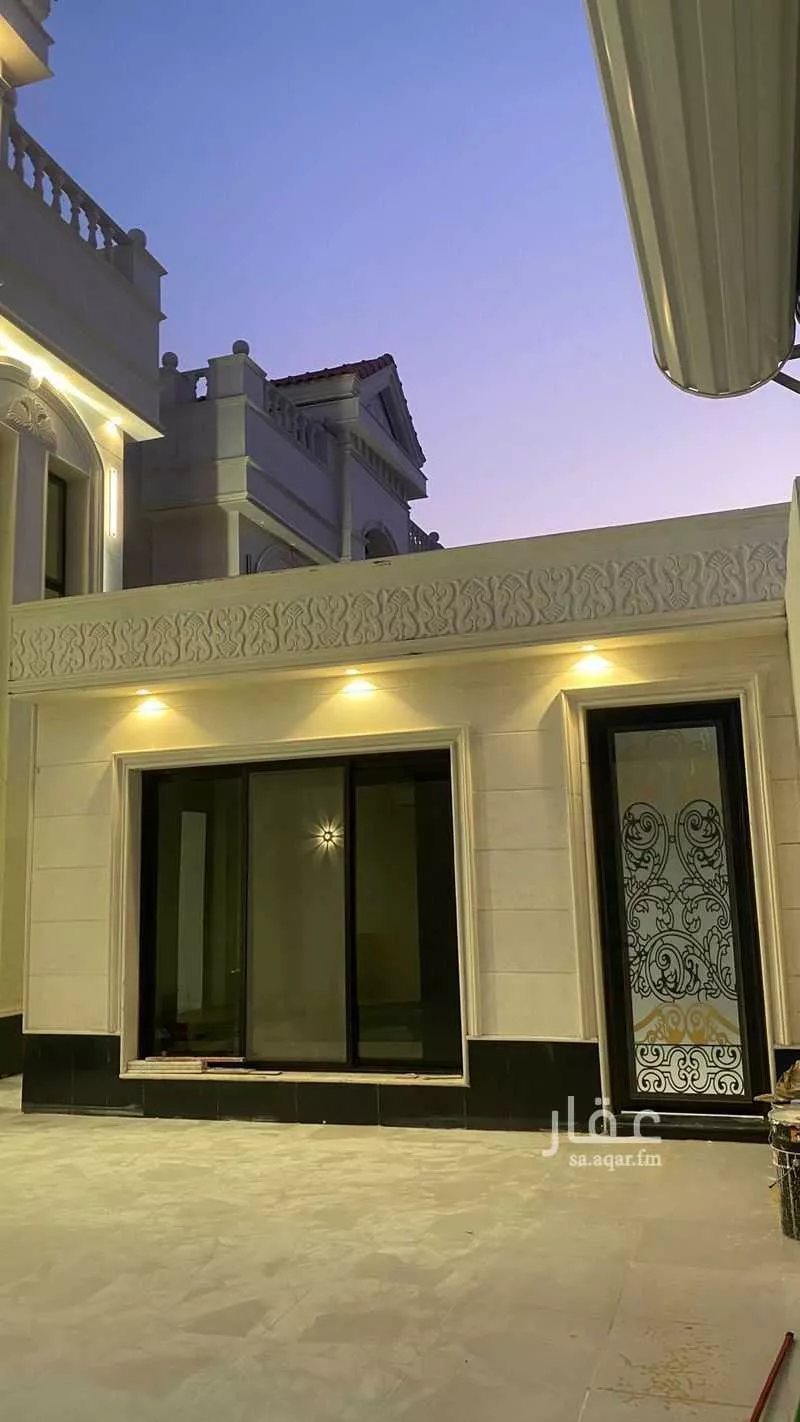 فيلا 6 غرف في الشراع 3