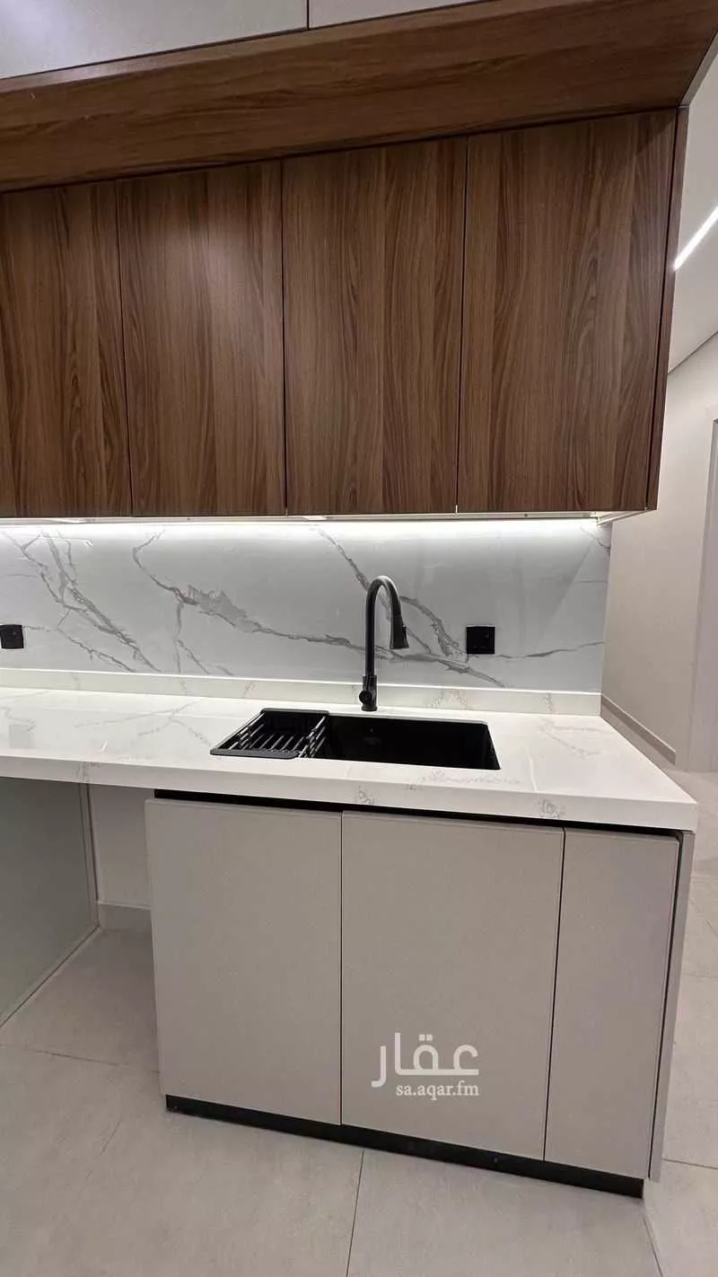 4 bedroom apartment in Al Bahr, Eastern Province 11