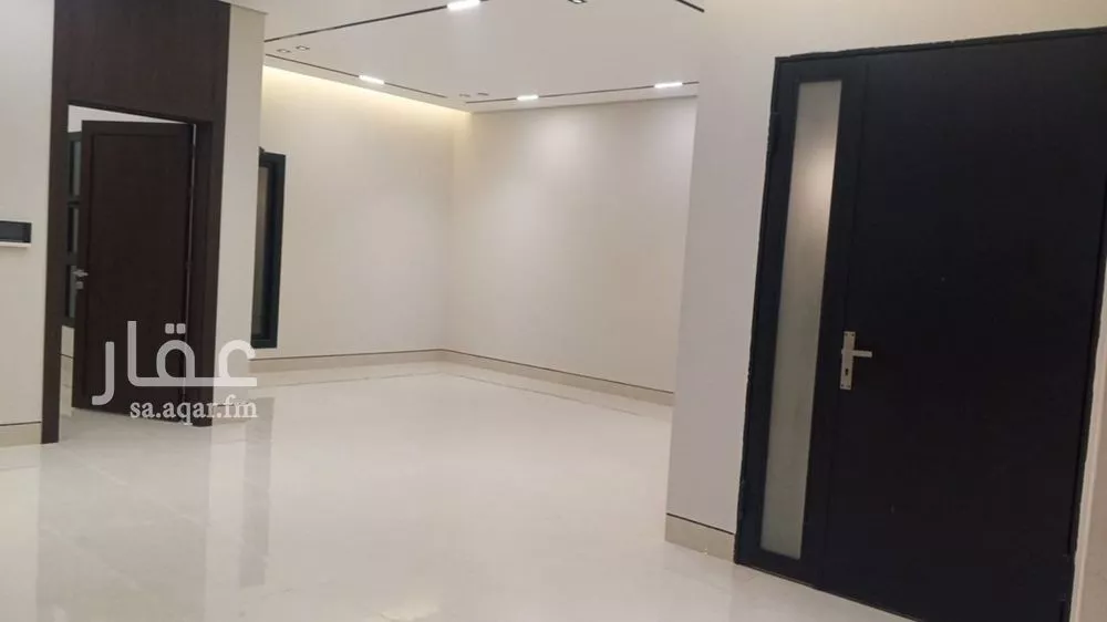 فيلا 9 غرف في الصفا 2