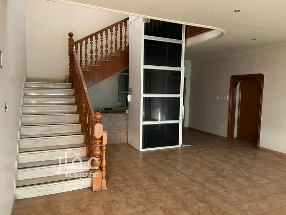 5 bedroom villa in Al Rawdah, Riyadh 16
