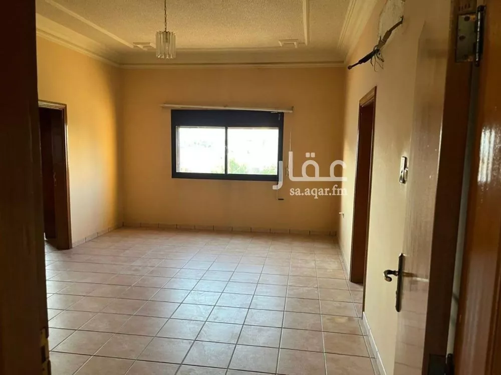 5 bedroom villa in Al Rawdah, Riyadh 10