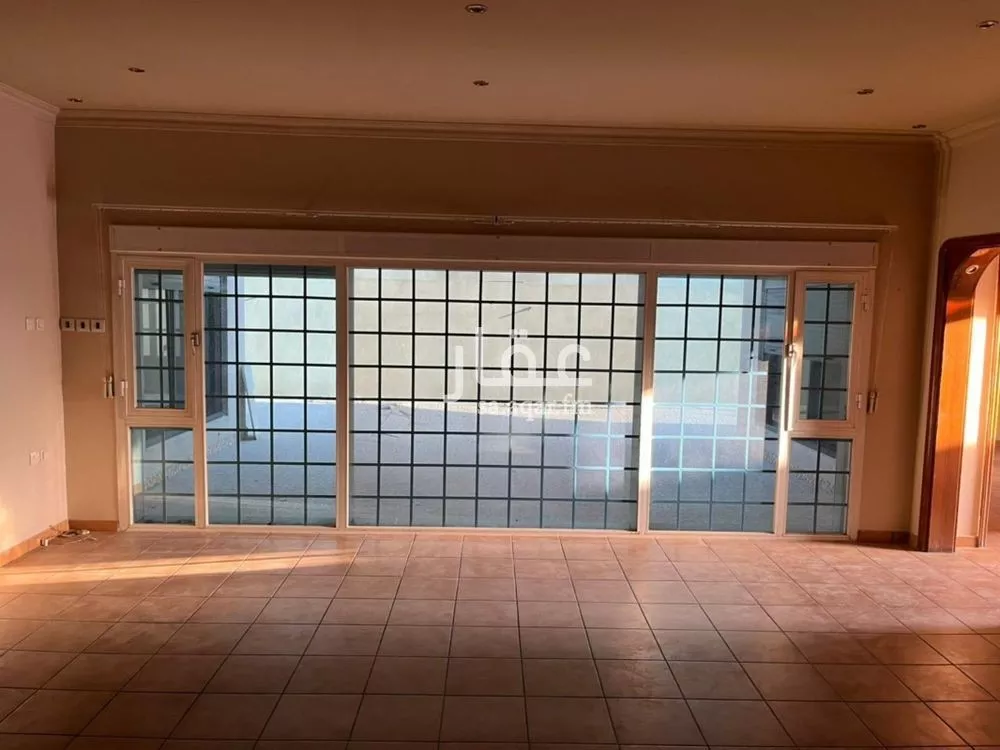 5 bedroom villa in Al Rawdah, Riyadh 4