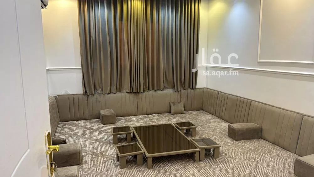 فيلا 9 غرف في الرمال 2