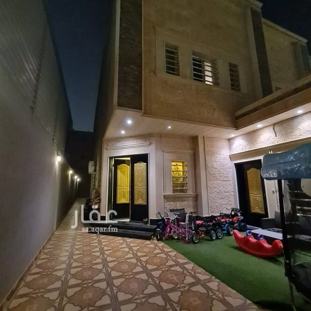 فيلا 9 غرف في المونسية 1