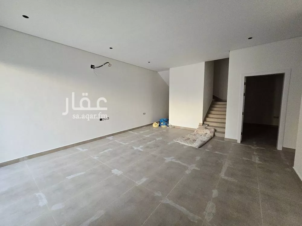 6 bedroom villa in Al Hazm, Riyadh 17
