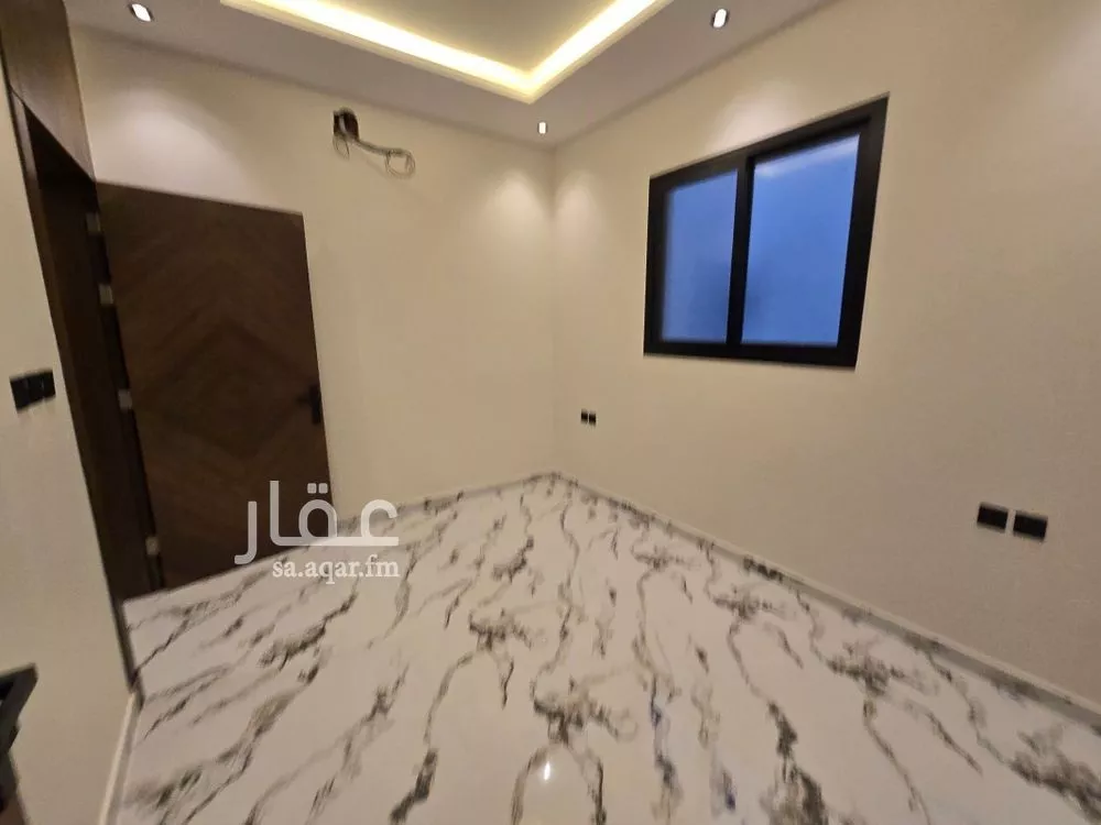 5 bedroom floor in Badr 3