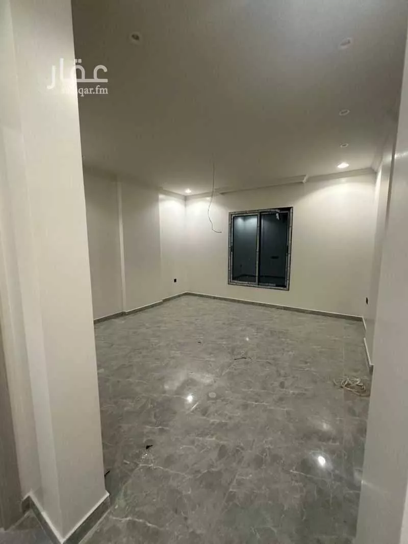 5 bedroom building in Al Hamra, Eastern Province 6