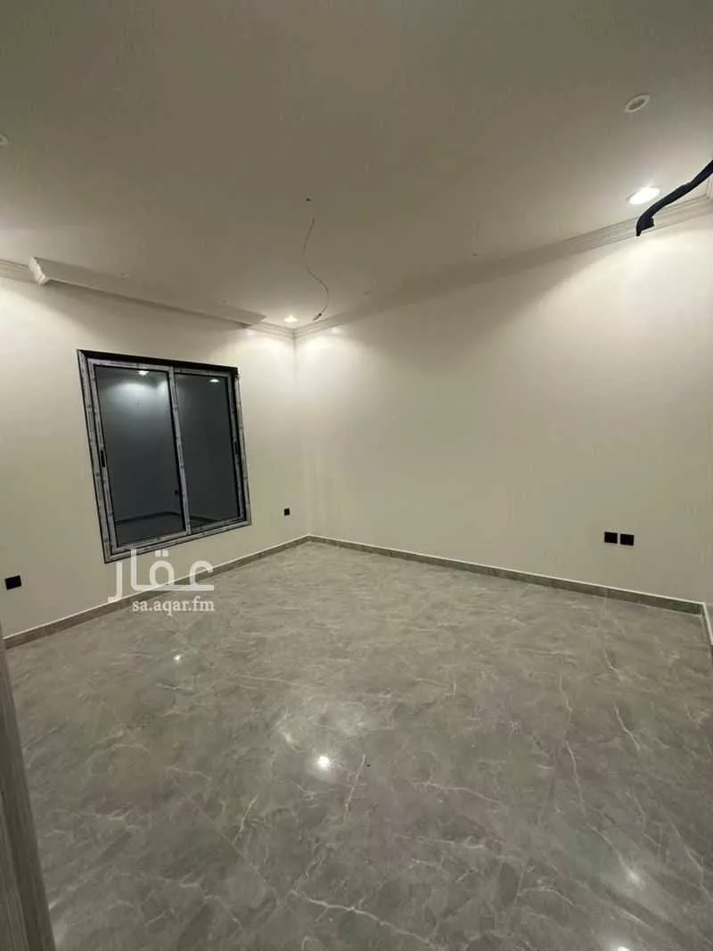 5 bedroom building in Al Hamra, Eastern Province 4
