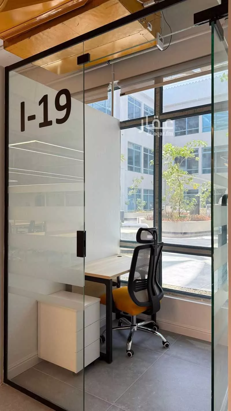مكتب 5000 م² في الدريهمية 4