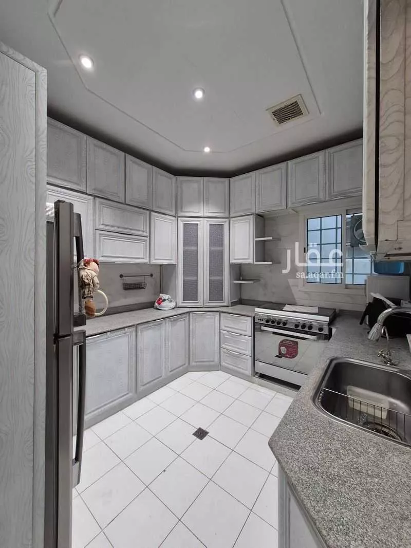 4 bedroom apartment in At Taawon, Riyadh 8