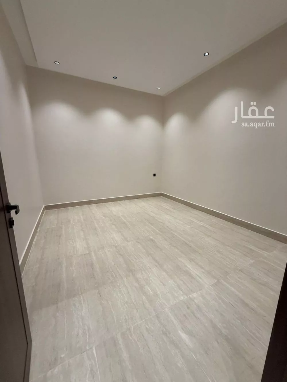 فيلا 5 غرف في بدر 2