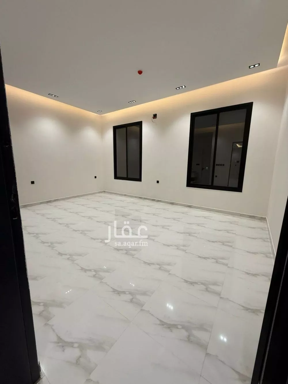 شقة 4 غرف في الزهرة 4