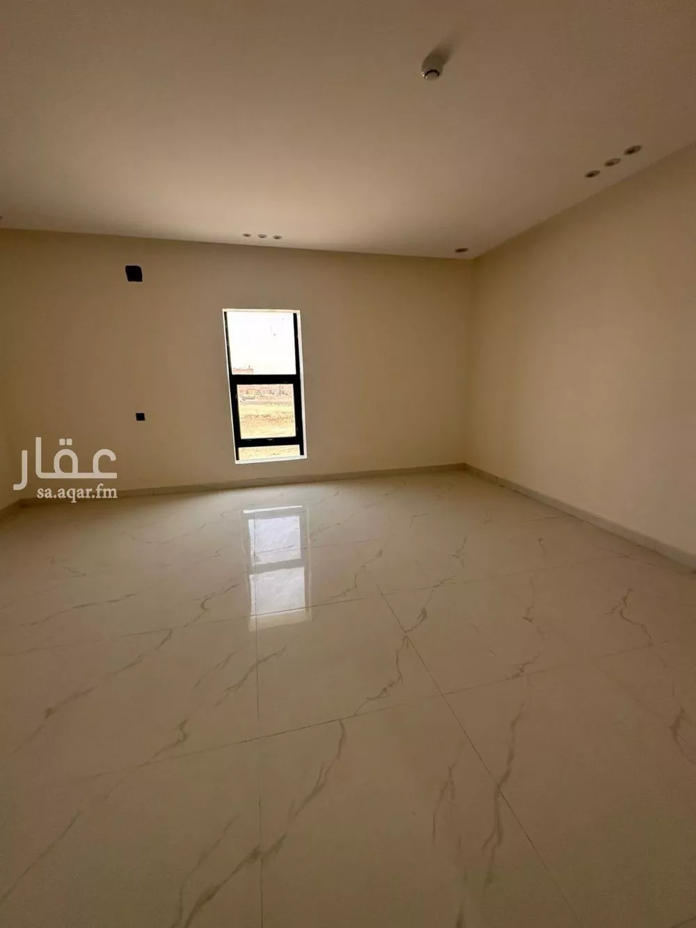 شقة 4 غرف في الحزم 1