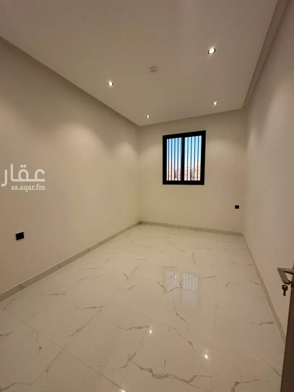 شقة 4 غرف في الحزم 2