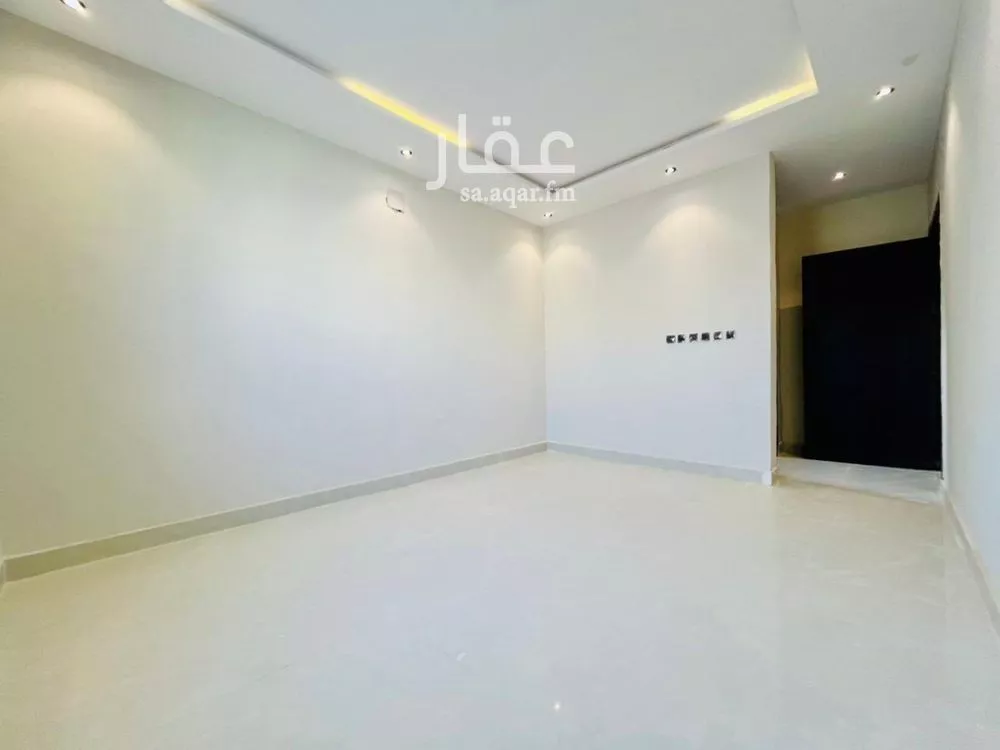 فيلا 5 غرف في الجنادرية 3