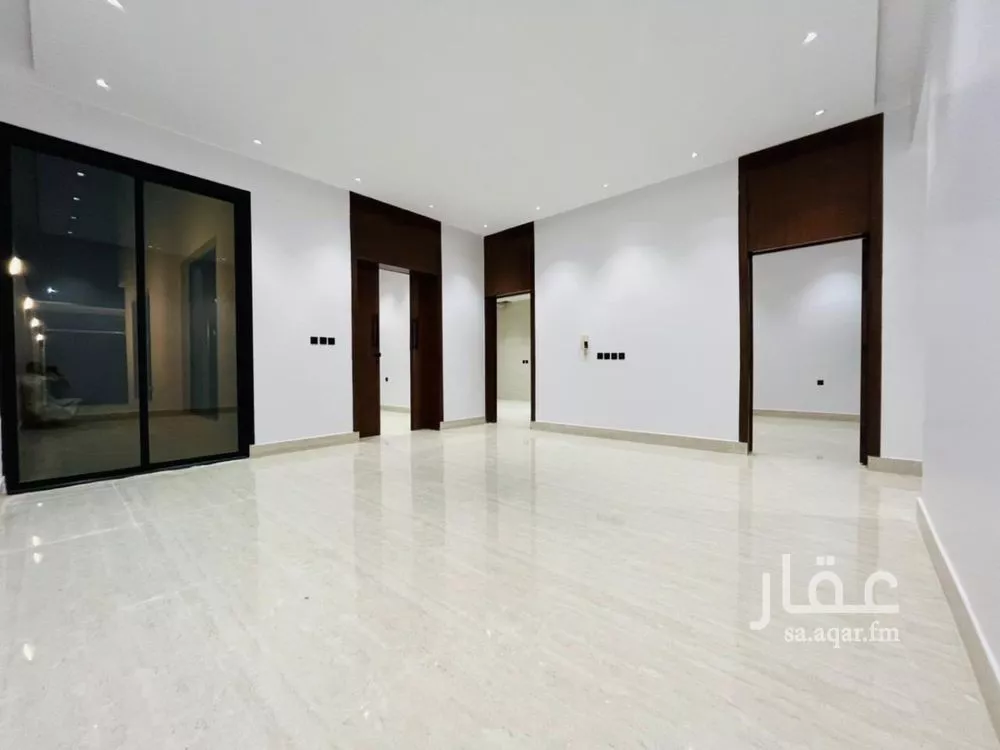 4 bedroom floor in Tuwaiq 5