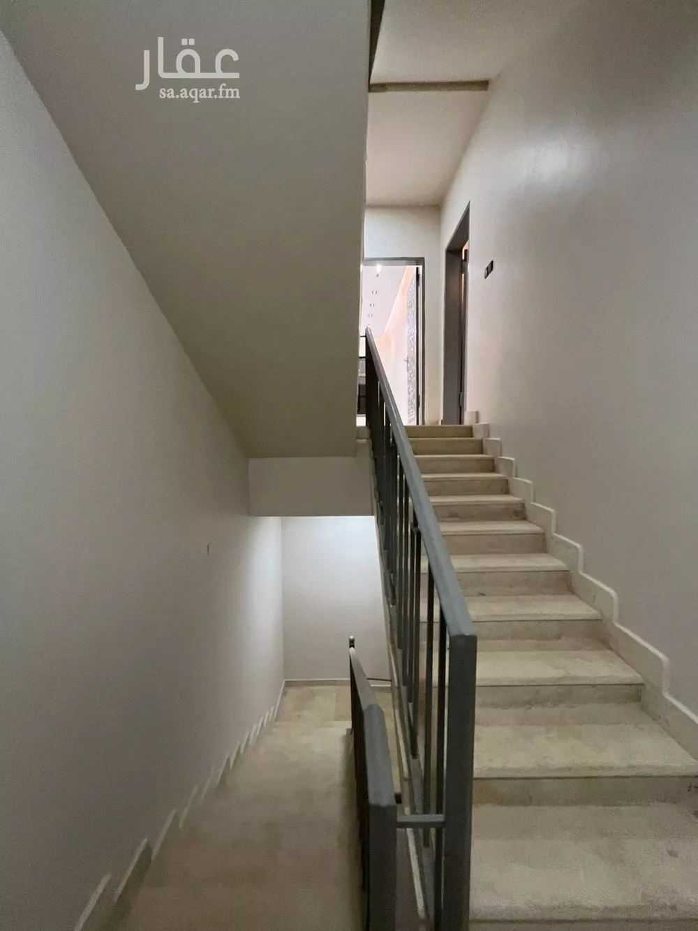 شقة 5 غرف في الجنادرية 3