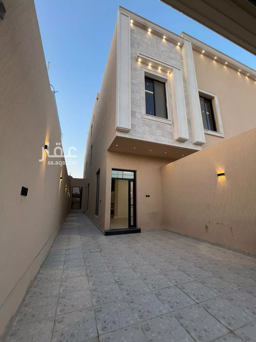 فيلا 4 غرف في الجنادرية 2