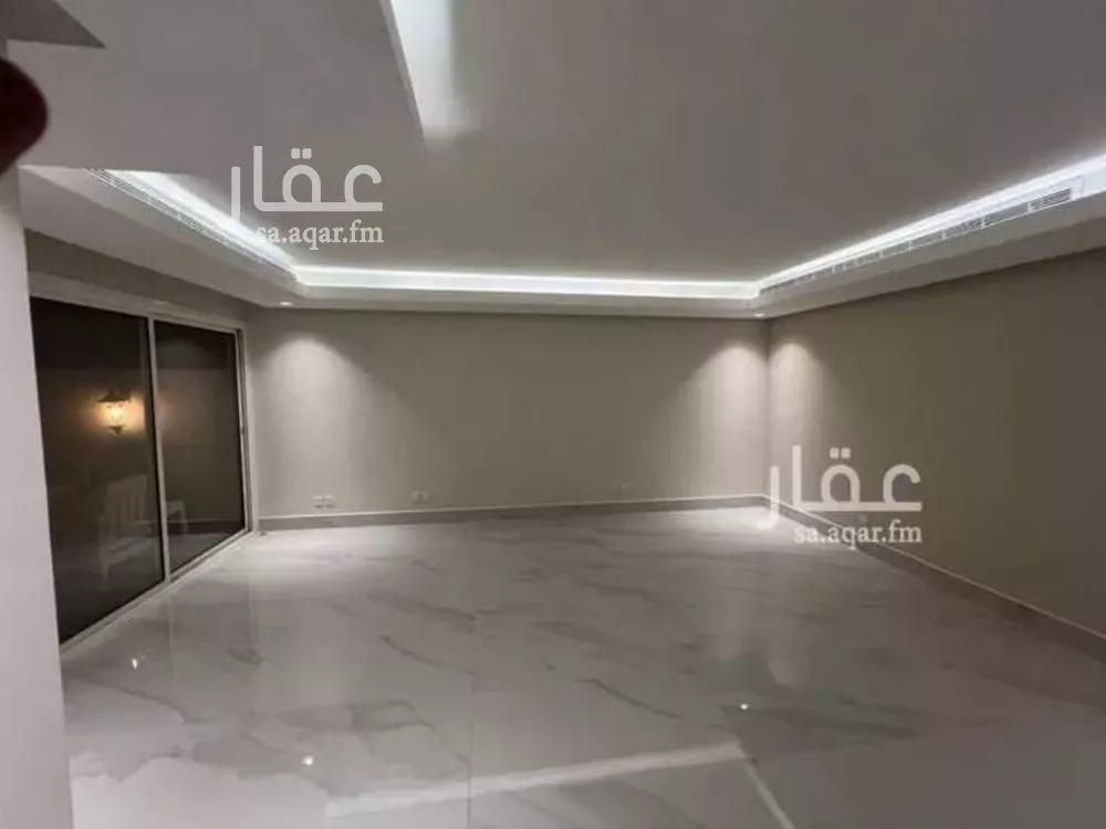 6 bedroom villa in Al Yasmin 3