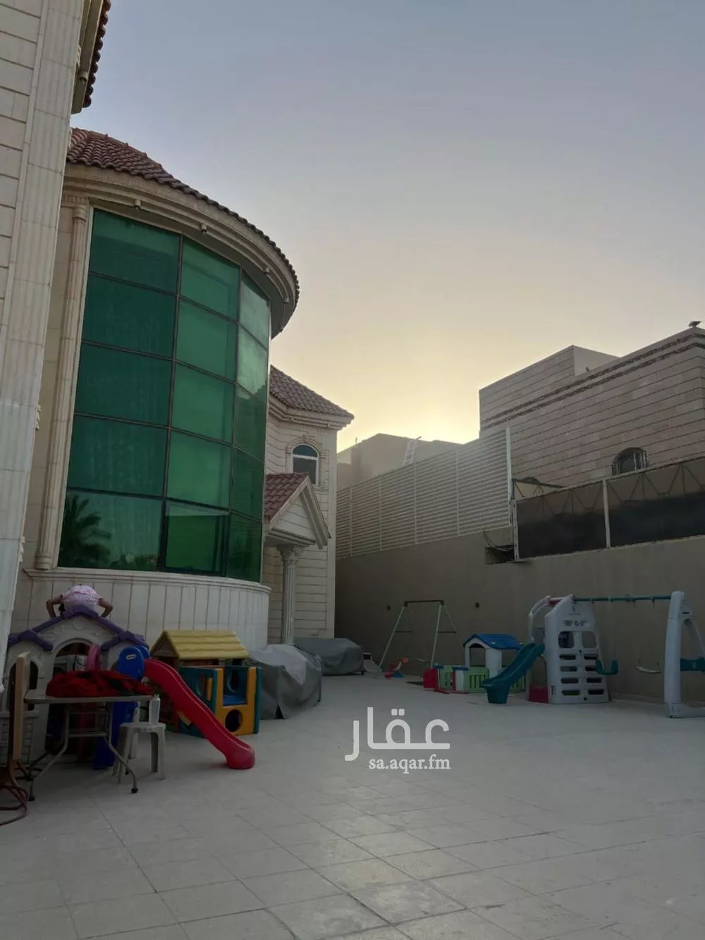 أرض 750 م² في الصحافة 2