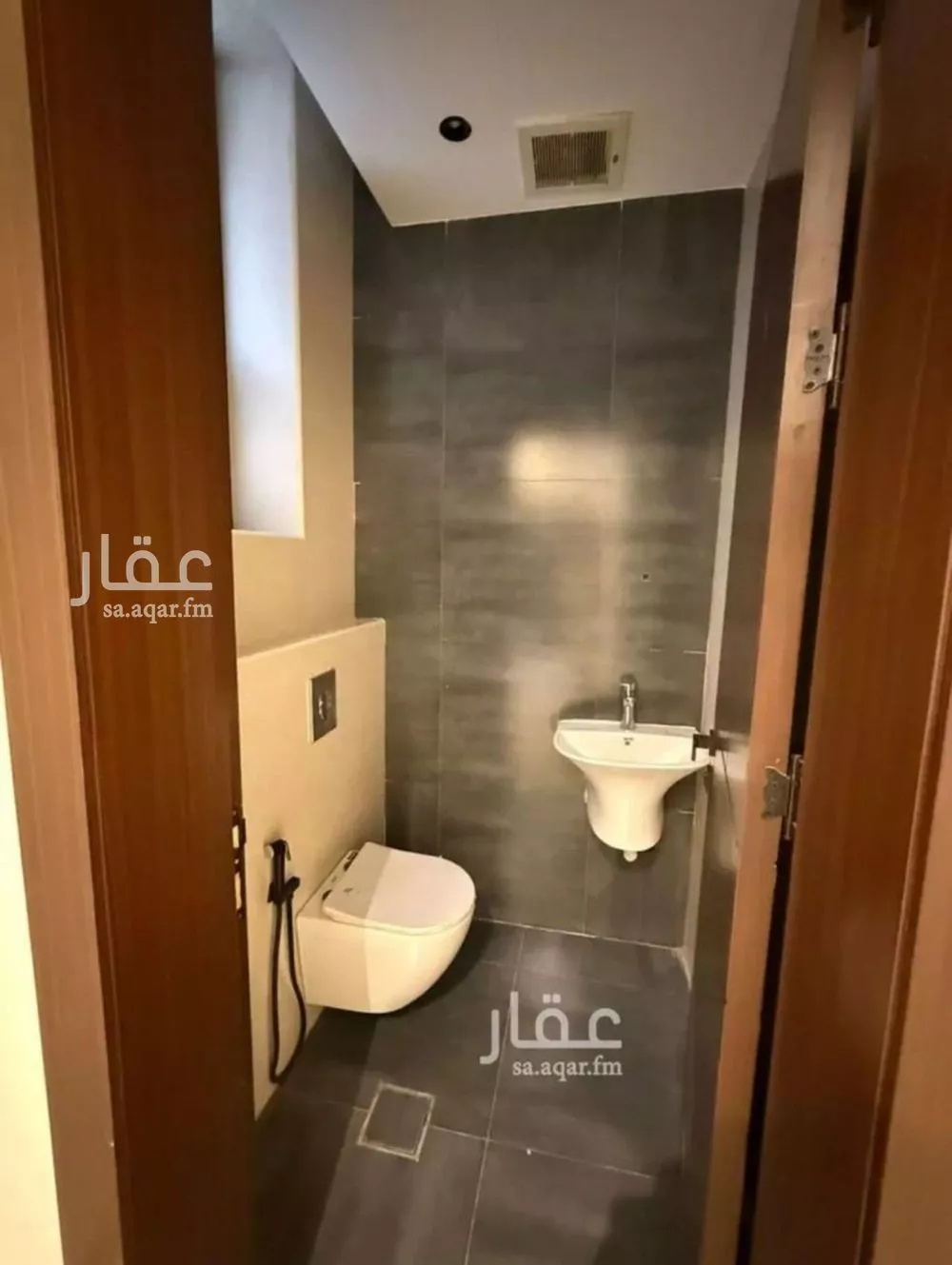 شقة 3 غرف في العارض 4