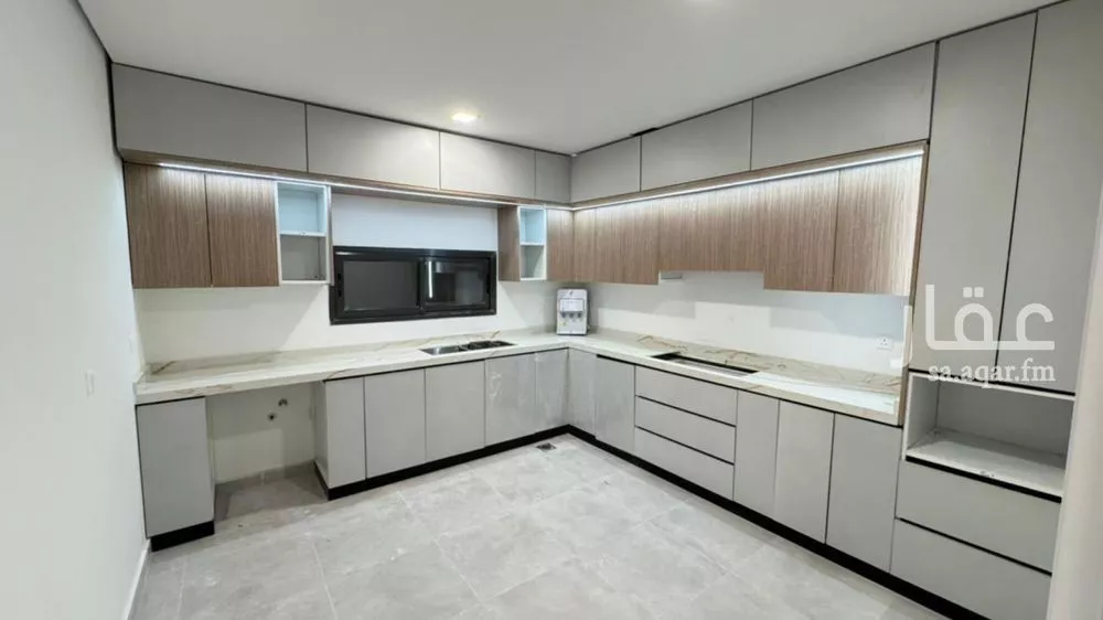 فيلا 5 غرف في النرجس 2