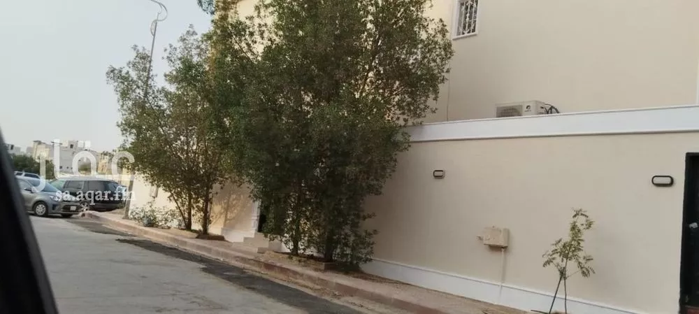 فيلا 7 غرف في المونسية 3