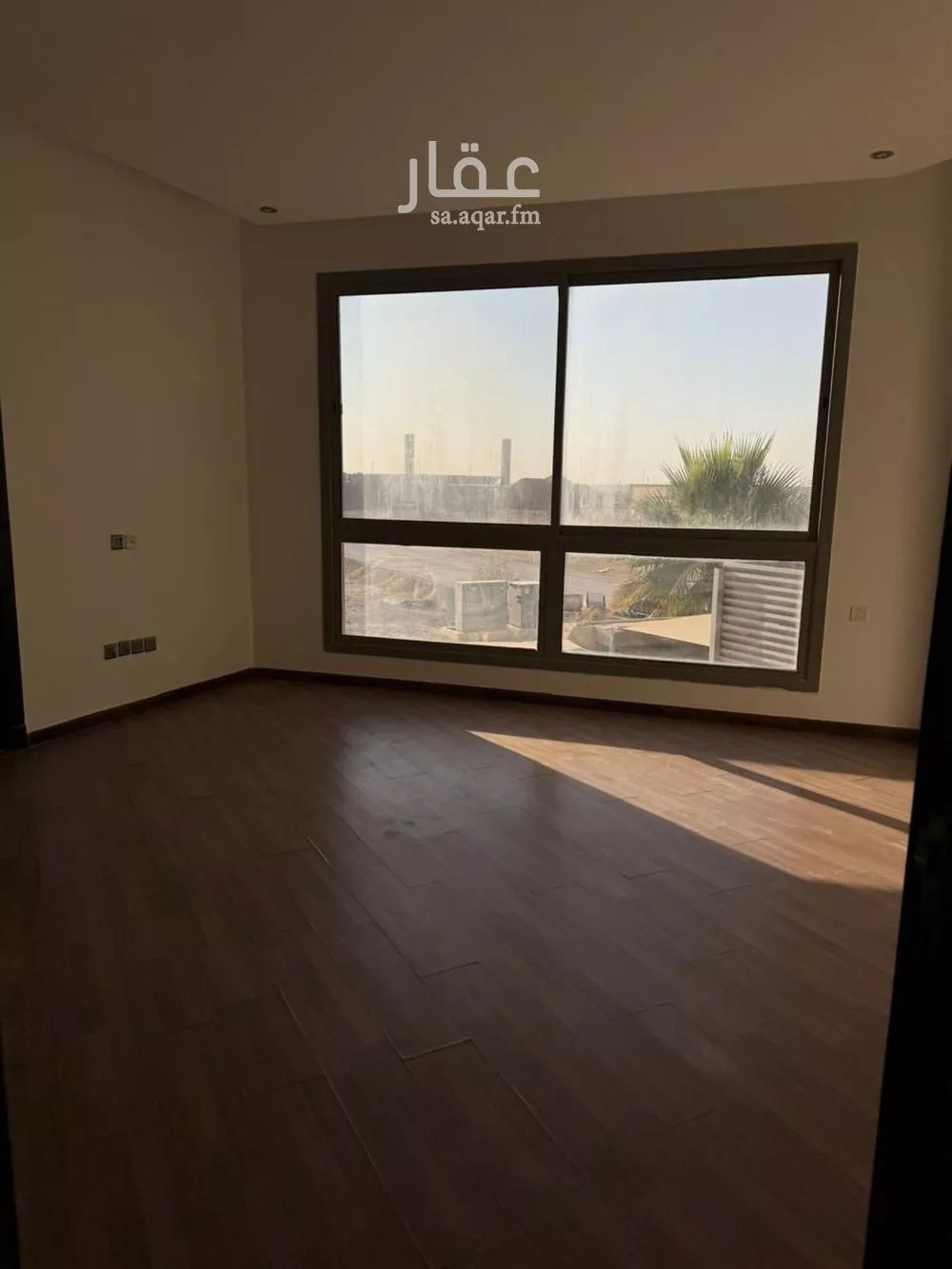 فيلا 5 غرف في العارض 3