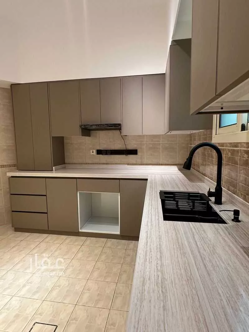 شقة 3 غرف في النرجس 5