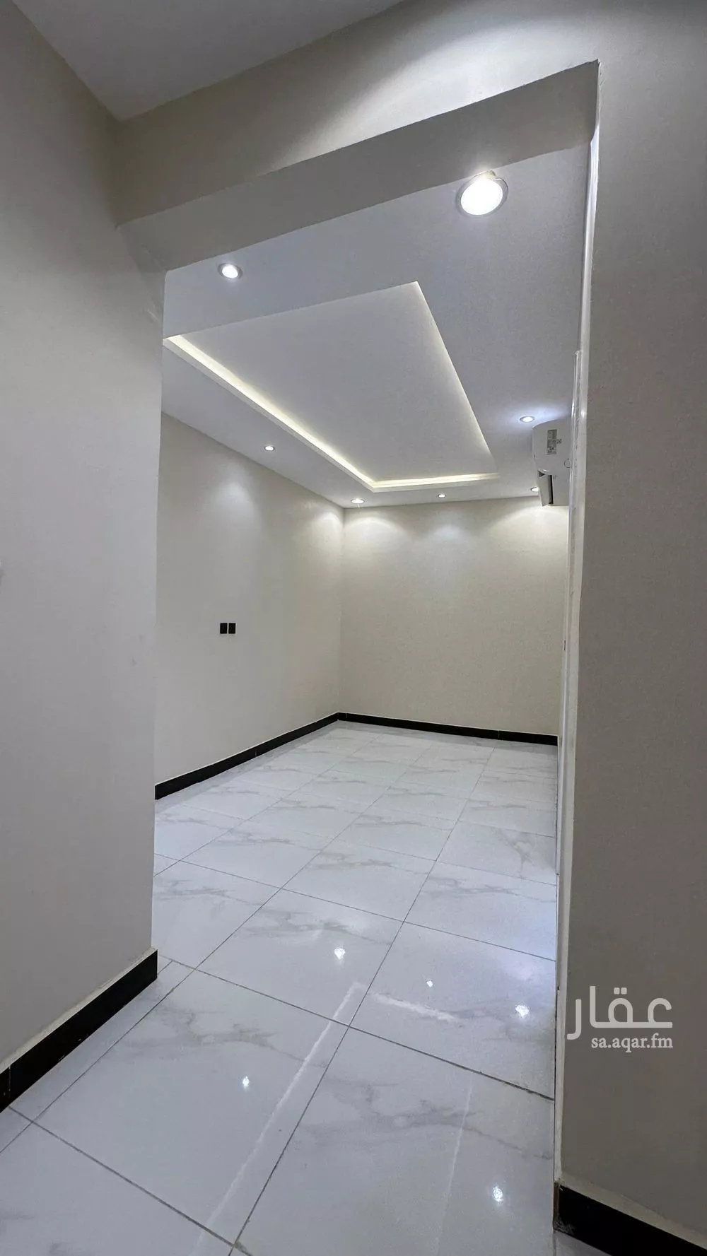 شقة 1 غرف في الخليج 4