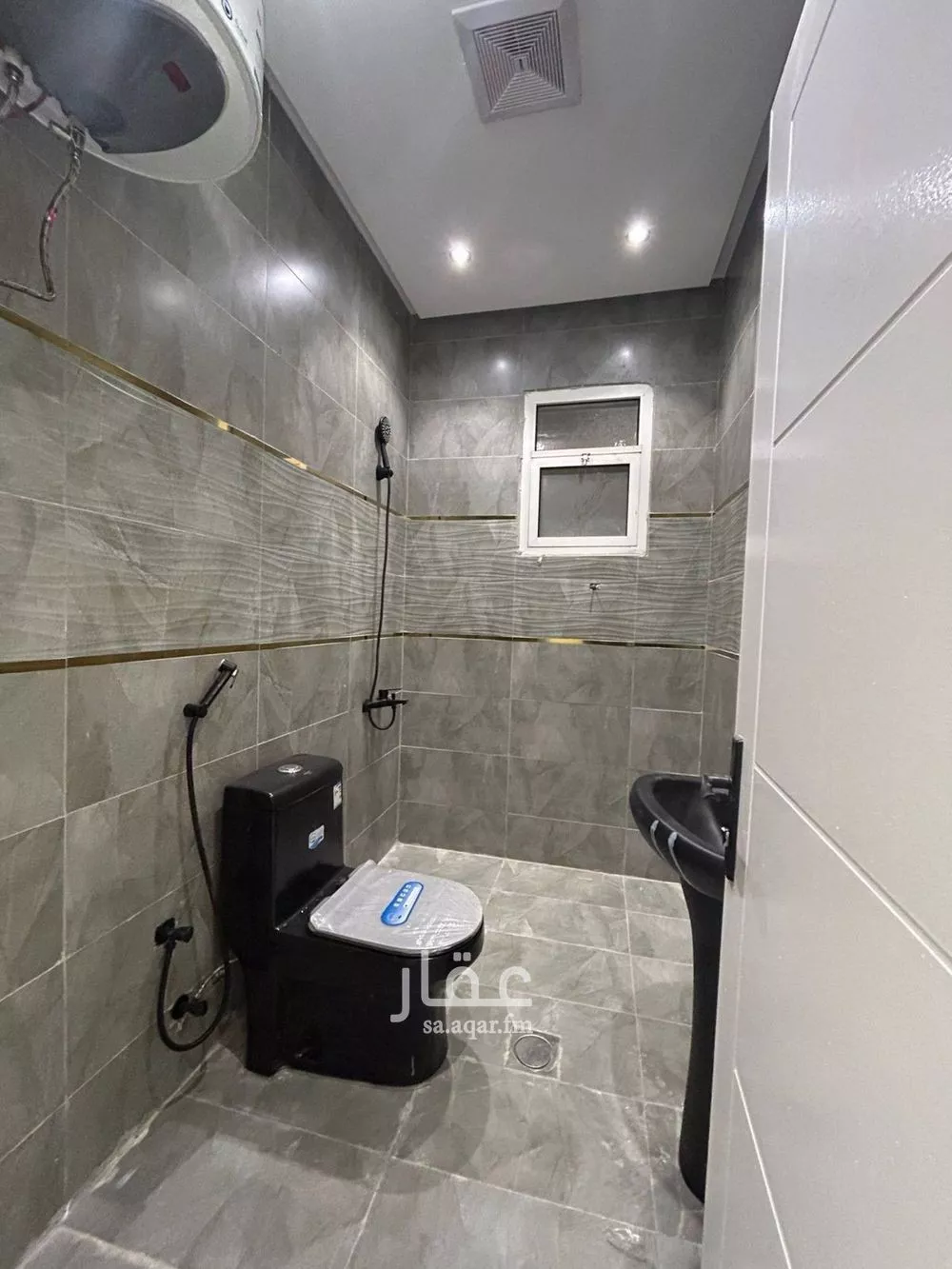 1 bedroom apartment in Al Malqa 5