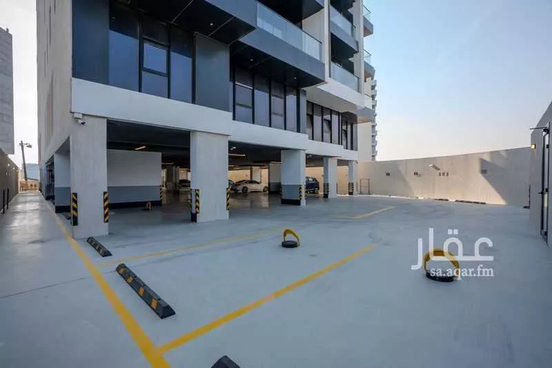 شقة 3 غرف في الخور 4