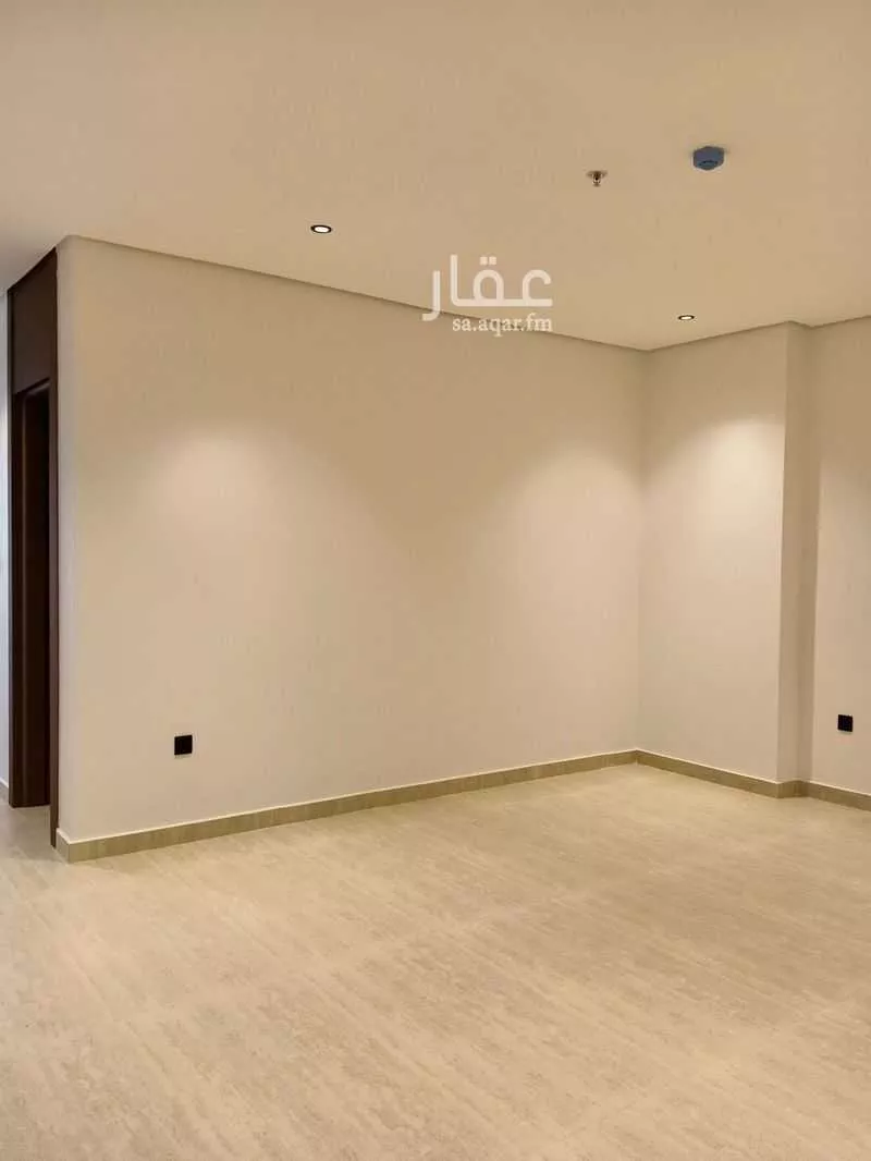 شقة 3 غرف في الخور 3