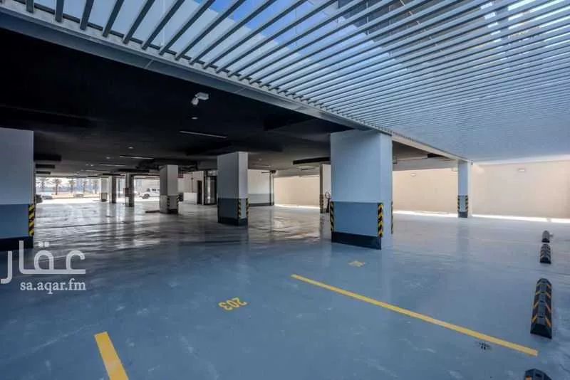 شقة 3 غرف في الخور 4