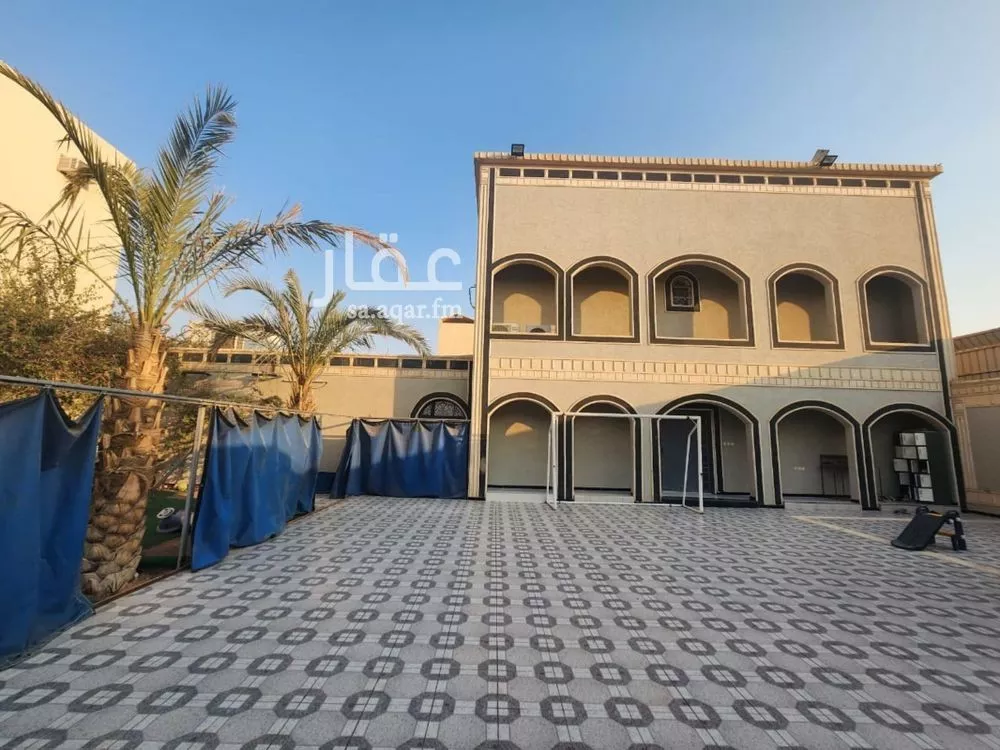 فيلا 8 غرف في النظيم