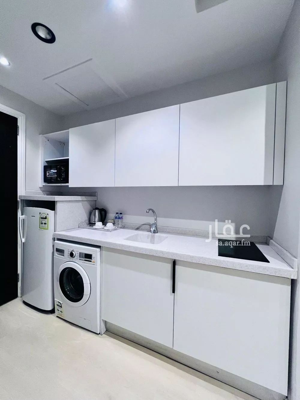 شقة 1 غرف في الملقا 3