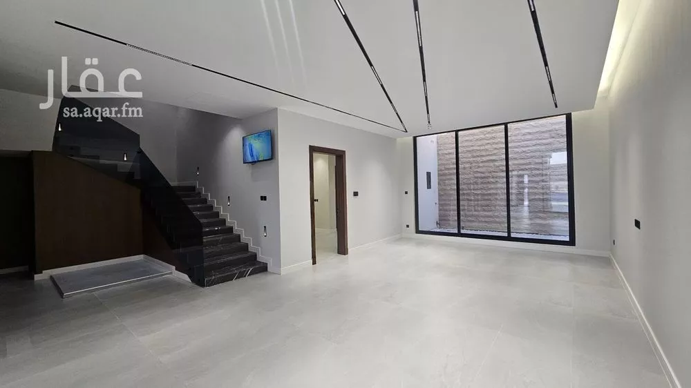 فيلا 5 غرف في الفاروق 4