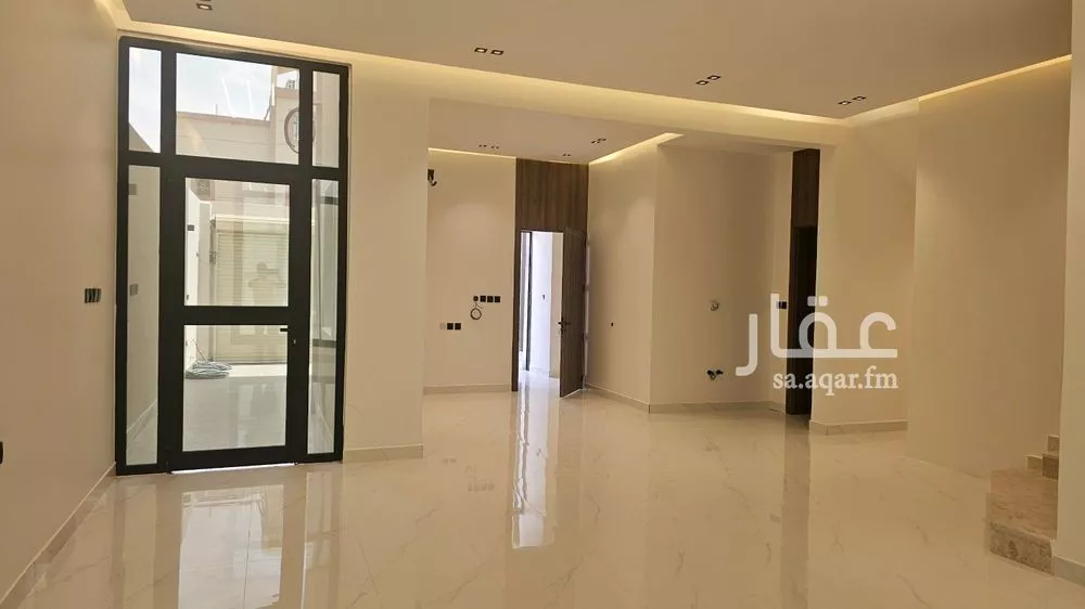 4 bedroom villa in Ash Sharq, Riyadh 9
